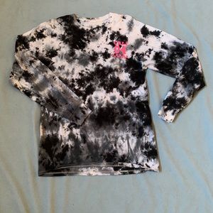 Oversized Long Sleeve Graphic Shirt